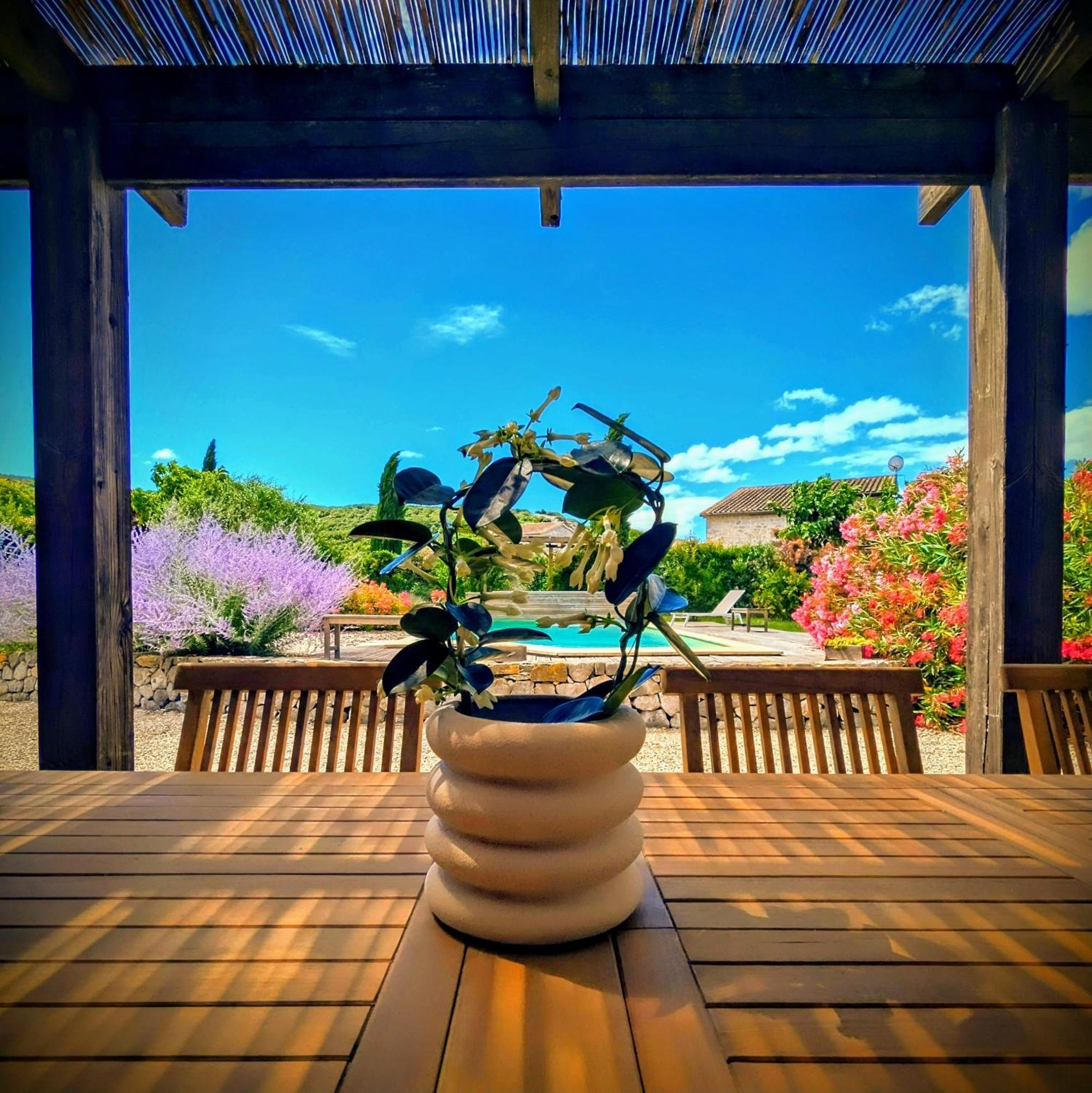 Villa Font Vive - Chambres D'Hotes Eco-Labellisees Avec Cuisine - Confort, Calme Et Vue Exceptionnels ! Grospierres Exterior foto